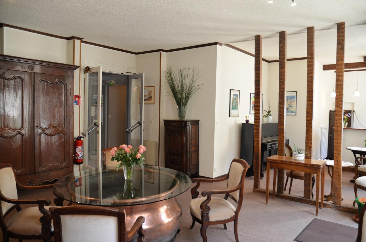 Hotel Et Studios D'Orfeuil Бурбонн-ле-Бен Екстер'єр фото
