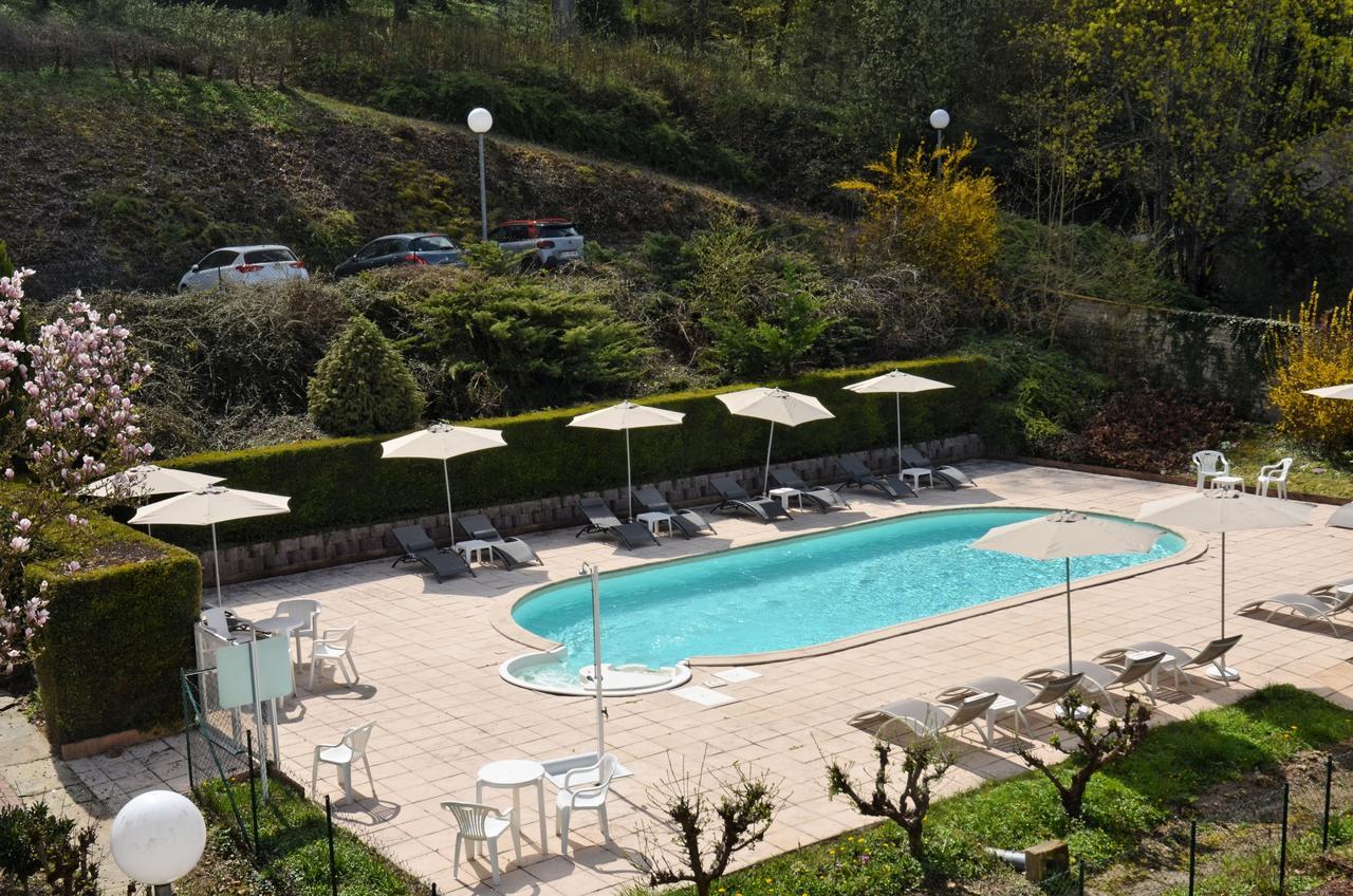 Hotel Et Studios D'Orfeuil Бурбонн-ле-Бен Екстер'єр фото